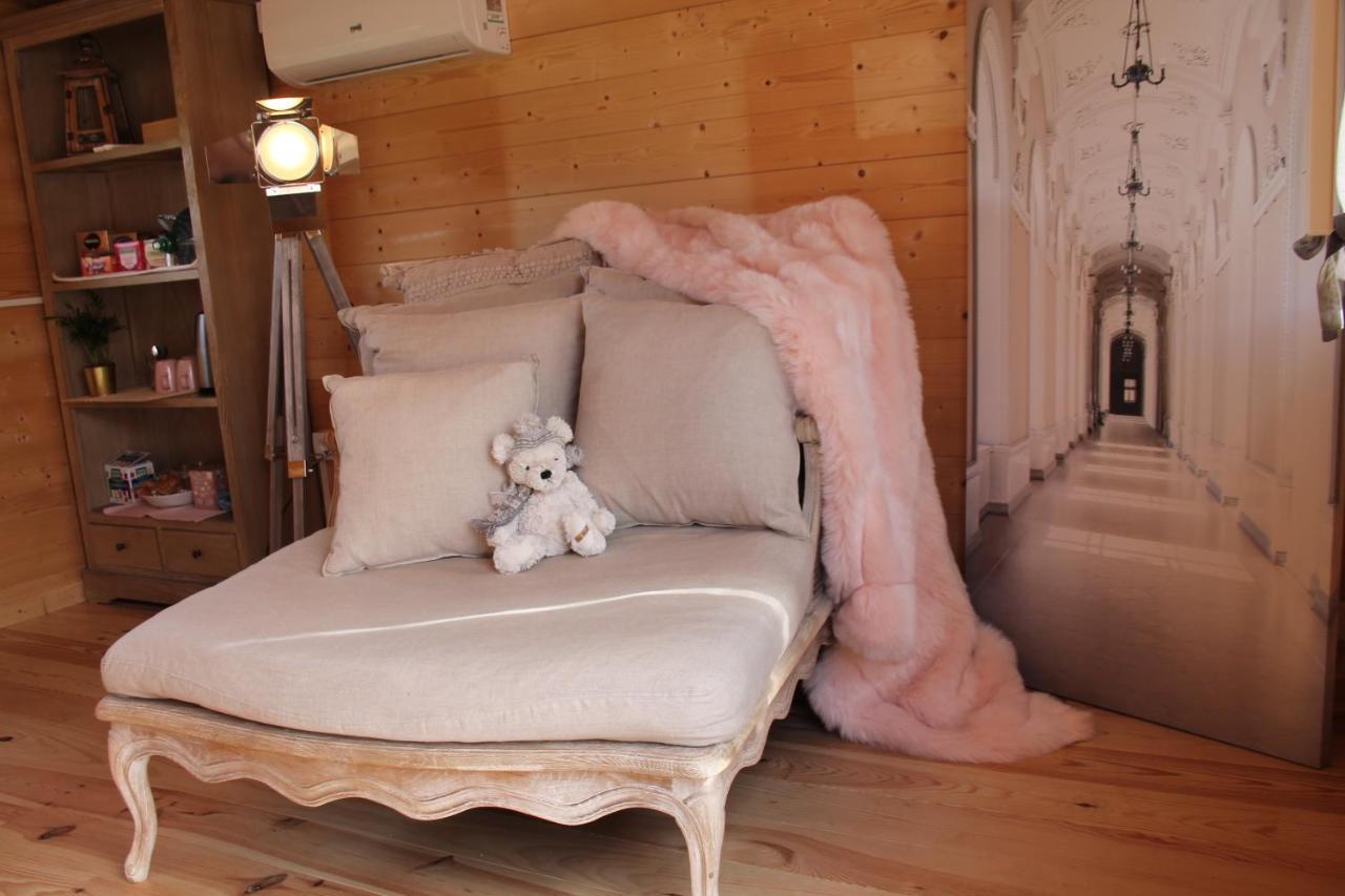 Chambre Studio Photo Chalet Sdb Partagee A Proximite Chavagne Buitenkant foto