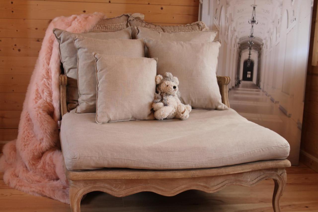 Chambre Studio Photo Chalet Sdb Partagee A Proximite Chavagne Buitenkant foto